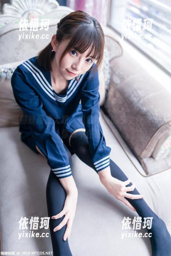 喵糖映画放大招，黑色制服的少女合集，让你忍不住想下载