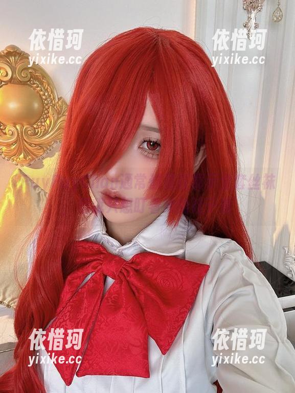 PuyPuyChan通常都是在展示全套丝袜，但我只想盯着她的鞋子看