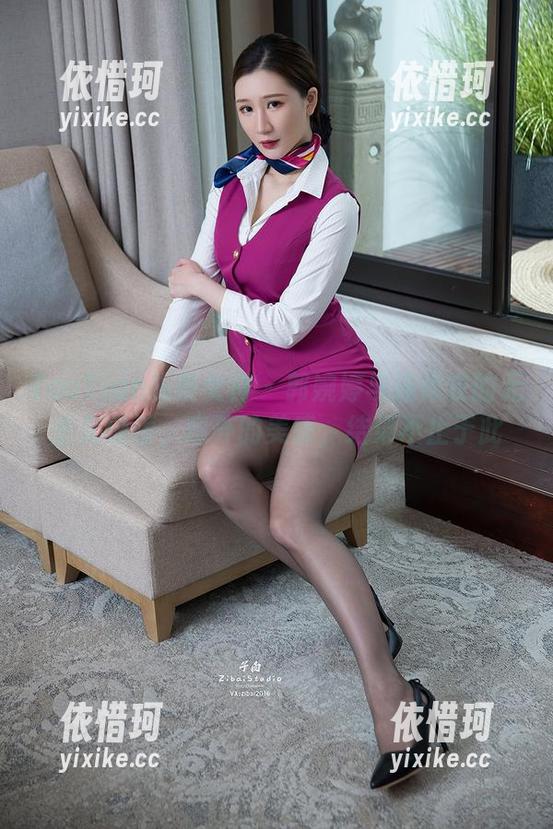 TouTiao头条女神 - 郭婉婷与连体衣的无圣光碰撞，意外的美感，结果不止于此