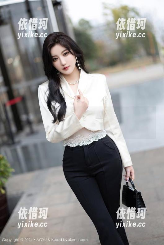 XIAOYU语画界 - 来看周思乔betty的白衬衫盛典，各种资源犹如羡慕的眼神。