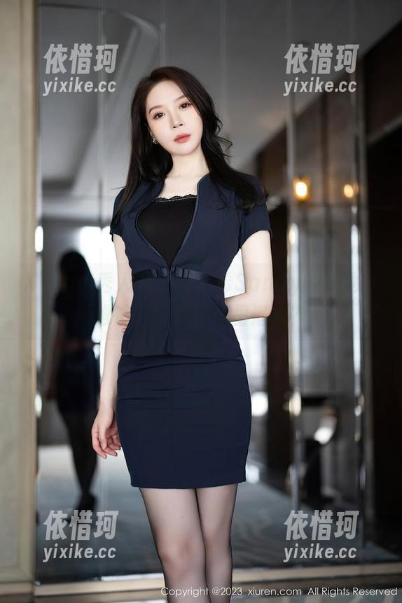 Xiuren秀人网 - 周于希Sandy的泳池：谁能拒绝在网盘里潜水？