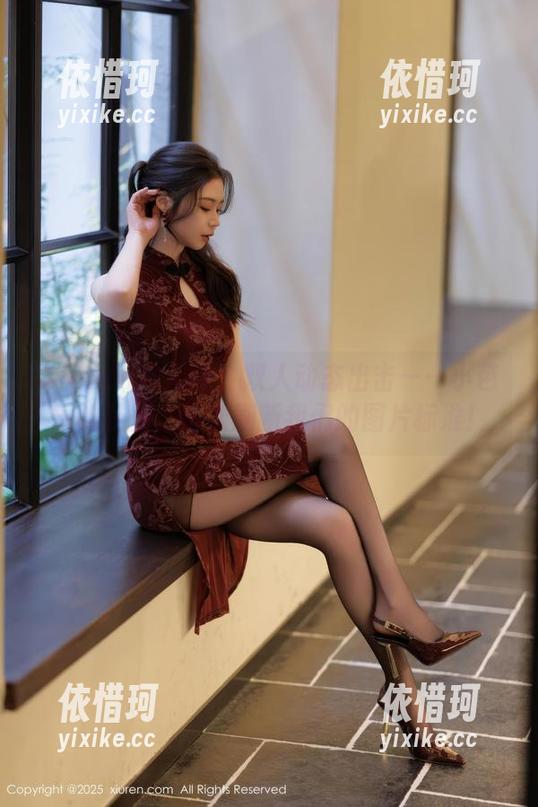 Xiuren秀人网 - 双人动态出击——小芭乐的私拍，再次刷新我们的图片标准！