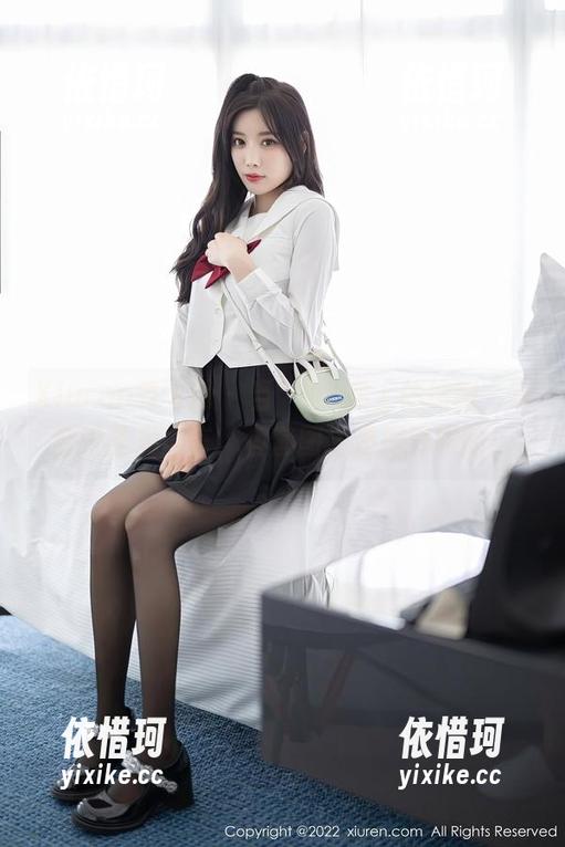 Xiuren秀人网-玥儿玥 Xiuren秀人网 - 当玥儿玥穿上体操服,完全没圣光可言,但套图还是挺养眼的!