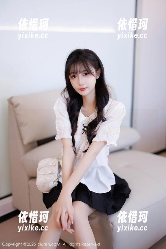 Xiuren秀人网 - 舒林培的裸足写真，图片里的脚趾在说话吗？