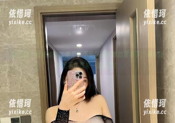 微密圈 - 蓝色连体比基尼在不爱笑的赛琳的展示下，最新图库忍不住想来一波点赞！