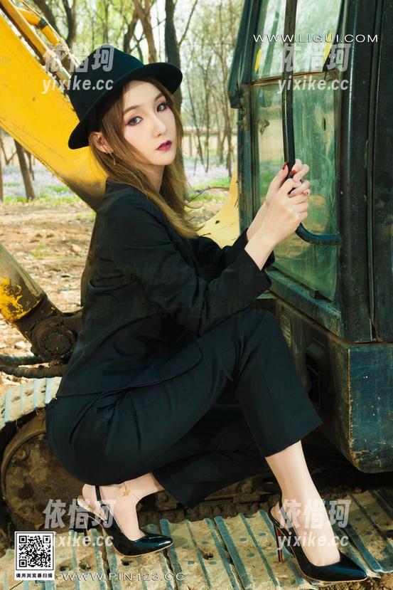 丽柜 - 左左的婚纱全集，每一张都是一种诱惑，给我一整套也不嫌多！