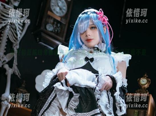 谁在碧蓝航线旁偷瞄九言的柴郡私拍原图？我保证我不是无意的！