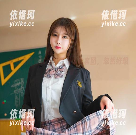 亚马逊鲶鱼和她的独居太太套图，忽然好想谈恋爱！
