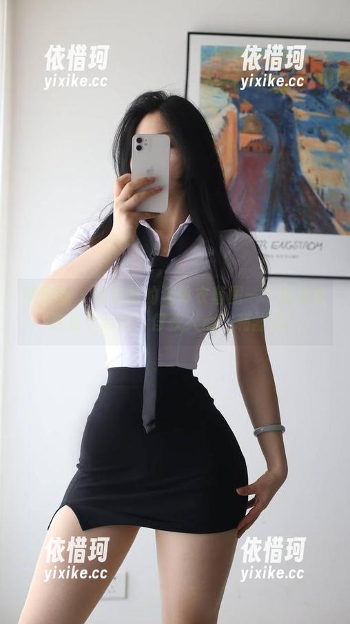 微密圈 - 你文茜的连体衣套图——我该说这是个新型“俘获人心”利器吗？