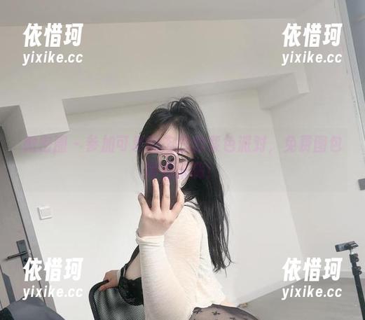 微密圈 - 参加可爱的肉巴的紫色派对，免费图包等你来嗨！