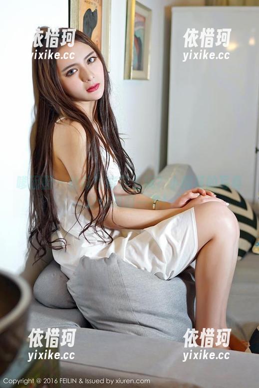 嗲囡囡 - 丝袜也能这么玩？小樱花的写真让你眼前一亮！