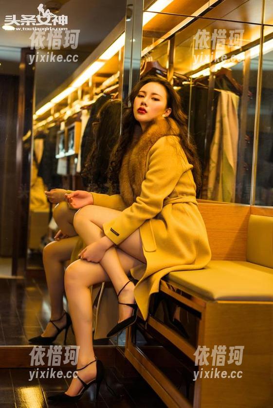 头条女神 - 张译丹的白色魔法，高清共享一下这神仙美图吧！
