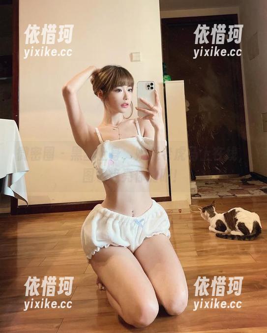 微密圈 - 黑丝上身，妮是老虎马上在线，图包点亮你的眼！