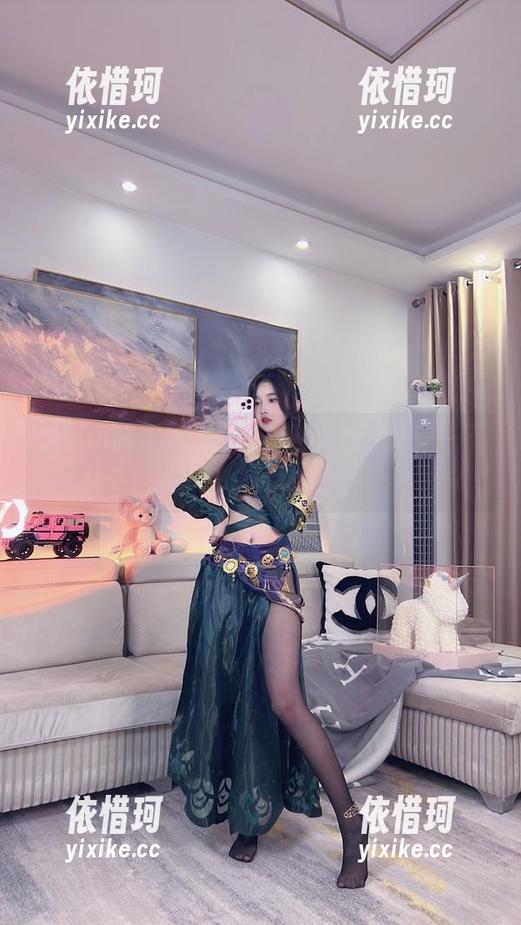 小小奶瓶儿 小小奶瓶儿为大家带来的婚纱,整理一下无圣光的惊喜吧!