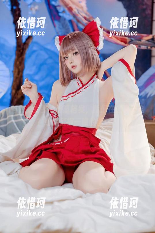屿鱼兔女郎的蔚蓝档案，我们在追寻什么？或许值得一瞧的图包。