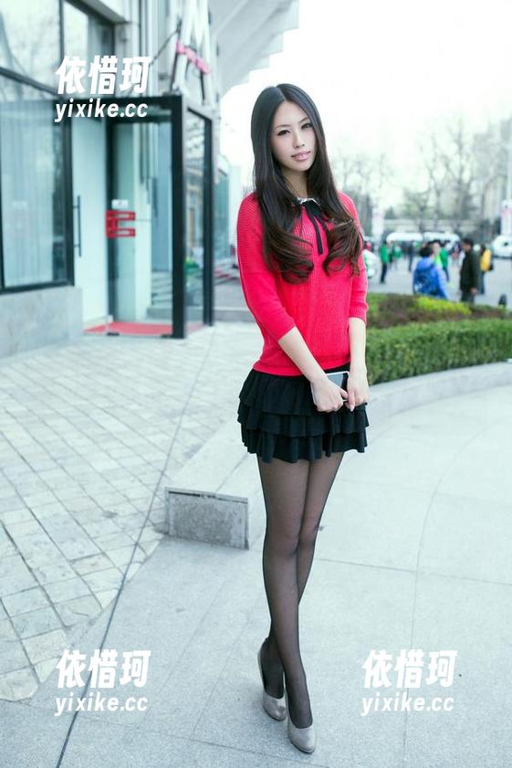 推女郎 - 赵梦洁的最新写真，学妹风十足，居然让我想到了谁？
