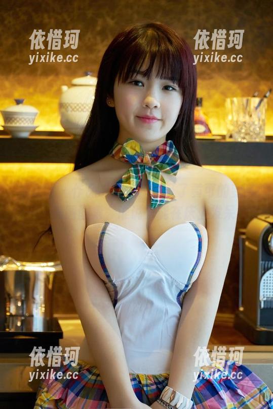 推女郎 - 作品“睡衣”见证了黄可的变身——美图图集，谁说只能在床上发呆！