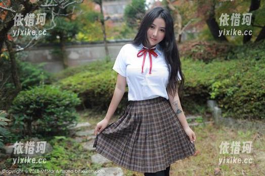 模范学院 - 谁说棉袜不可以百变？柳侑绮Sevenbaby教你，免费去下载吧！