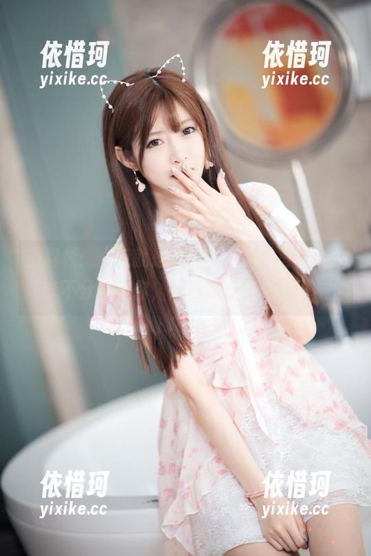王羽杉：“我就是天使”，这个写真集分享不分享随你，反正我穿得美美哒！