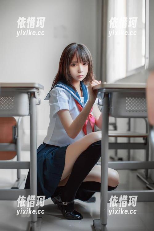 怎么能不看疯猫ss的美足写真分享呢？眼睛都不够用了