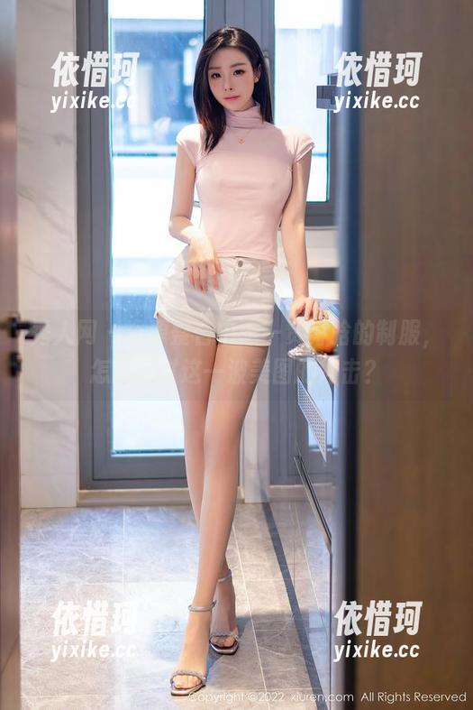 秀人网 - 资源整合中——贾诗晗的制服，怎能错过这一波美图的冲击？