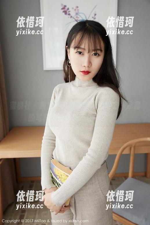 蜜桃社 - 教室不是紧张学习的地方，冰露的写真集让你忍不住想分享！