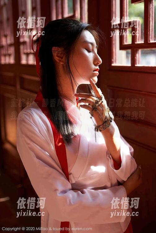 蜜桃社 - 静香Mandy的居家日常总能让我停下脚步，原图的麻烦，不过我想我可能多想了。