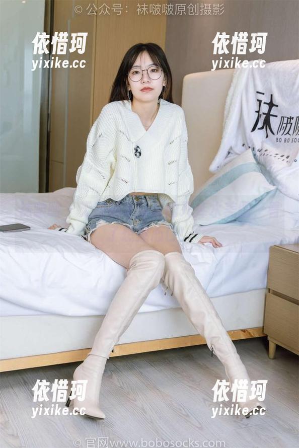 袜啵啵 - 无敌糯米带来的死库水美图，看了想捧心口！