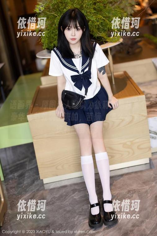 语画界 - 原图让人误以为徐莉芝是从某个豪华秘书处跳出来的，苦恼，怎么才学会这样的穿搭？