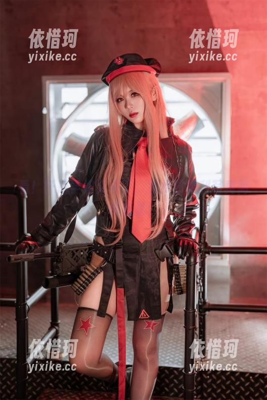 看！轩萧学姐又来了，兔女郎福利写真简单粗暴！