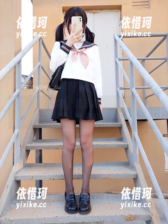 惊喜！福利时刻，原图藏在迷之呆梨的JK里，快来挖！