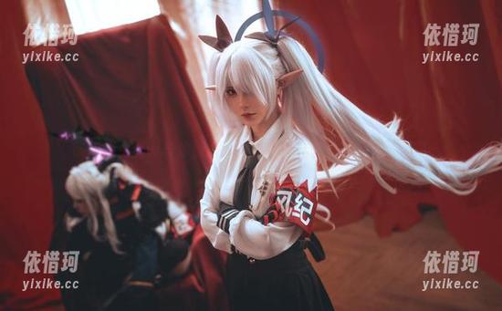 铁板烧鬼舞w与体操服，竟然能撞出这样的写真火花？
