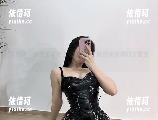 微密圈 - 这图包里的泳衣太迷人！铁锤姐姐真的太懂我的心了。