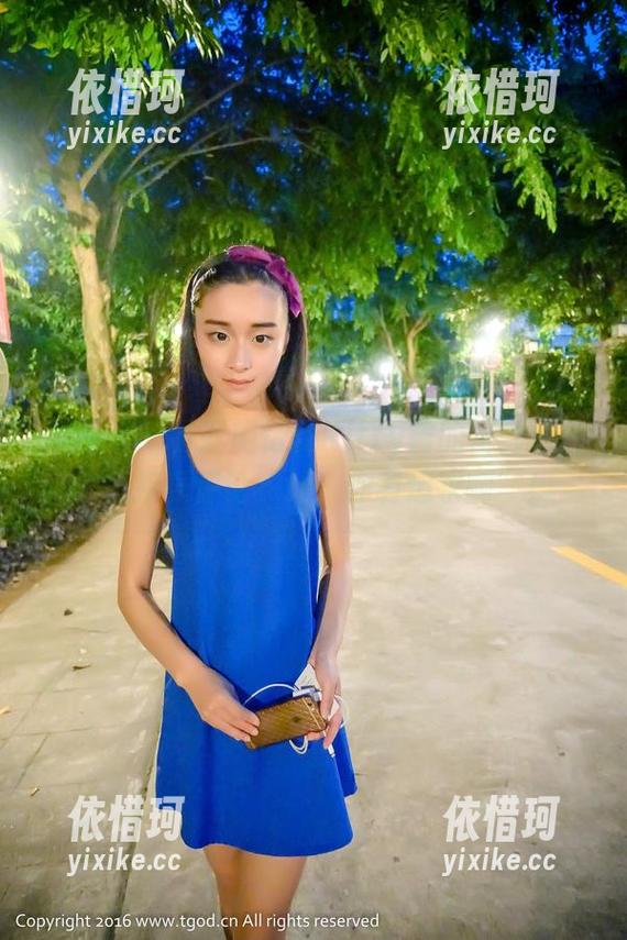 青豆客 - 下载施忆佳Kitty酱的蕾丝……准备接受评论“哇，你有追求啊”！