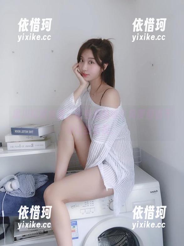 黑川短裙全套，图包里的每个角度都恨不得让我直视。